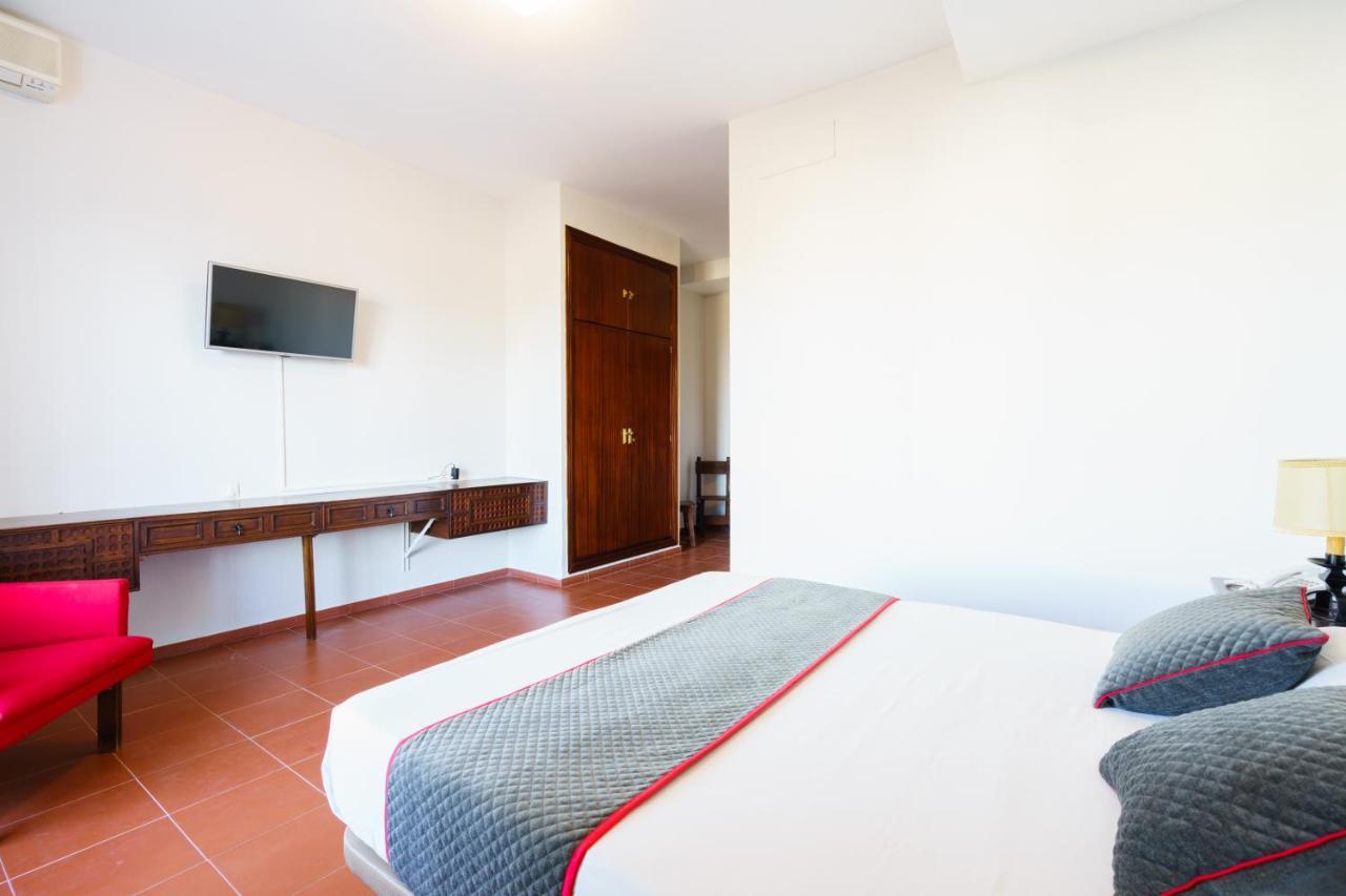 Venta Del Alto Hotel Las Cumbres By Vivere Stays El Garrobo Екстериор снимка